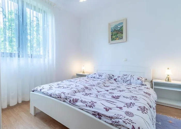 Appartement With Parking Space Baska, Krk - 19443 Baška