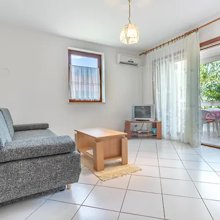With A Parking Space Baska, Krk - 19443 Apartment Baska (Krk)